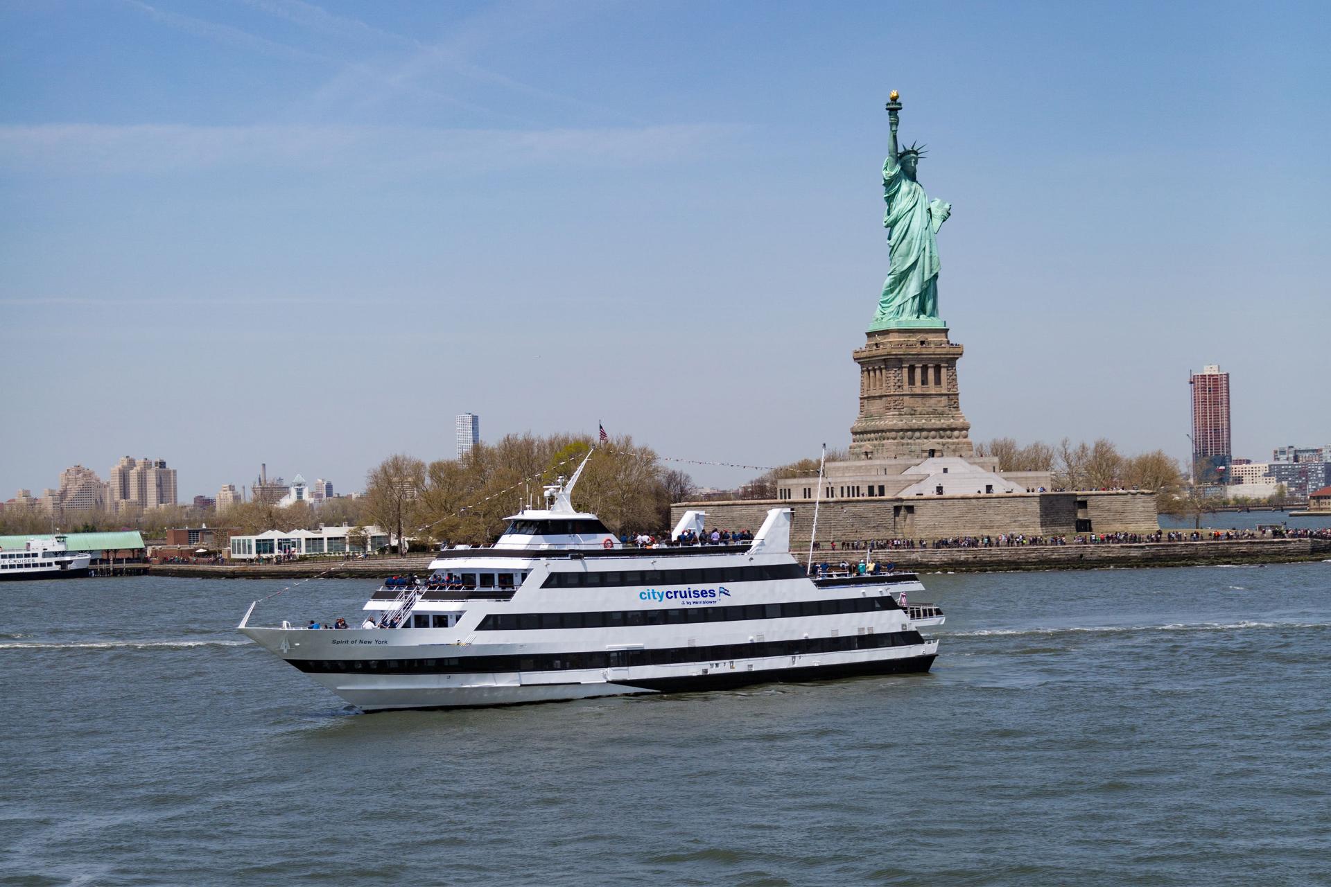 compressed-2021_290850_CC_NYC_IMAGE-NYC-amp-Co_Spirit2021_290850_CC_NYC_IMAGE-NYC-amp-Co_Spirit_06_D10BBEBC-F028-4385-880E8DF9D16EEE04_31a4.jpg