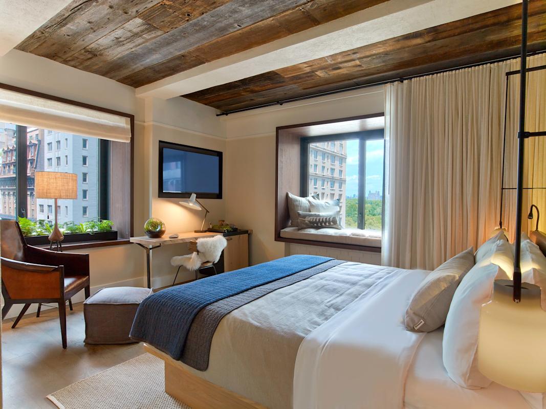 1_hotel_central_park_king_room