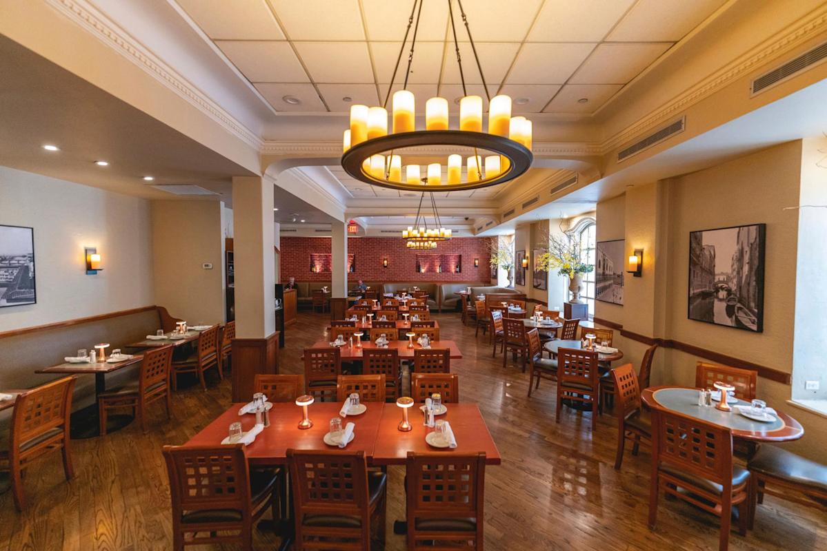 Interior of Pasta Lovers