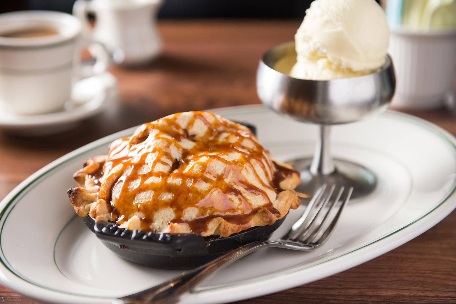 rowlands-apple-pie.jpg