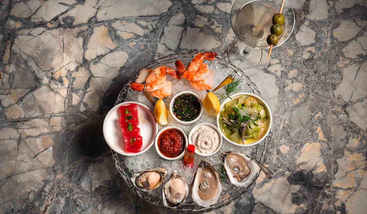 Dish or dining room at Oceans