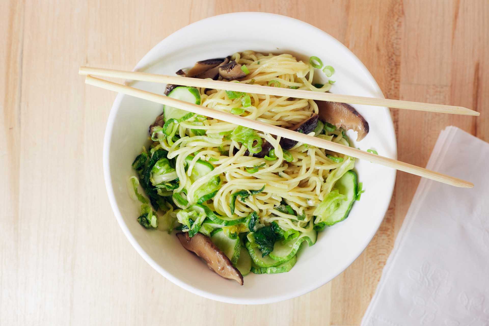 ginger-scallion-noodles-pickled-shiitakes-cucumber-cabbage.jpg