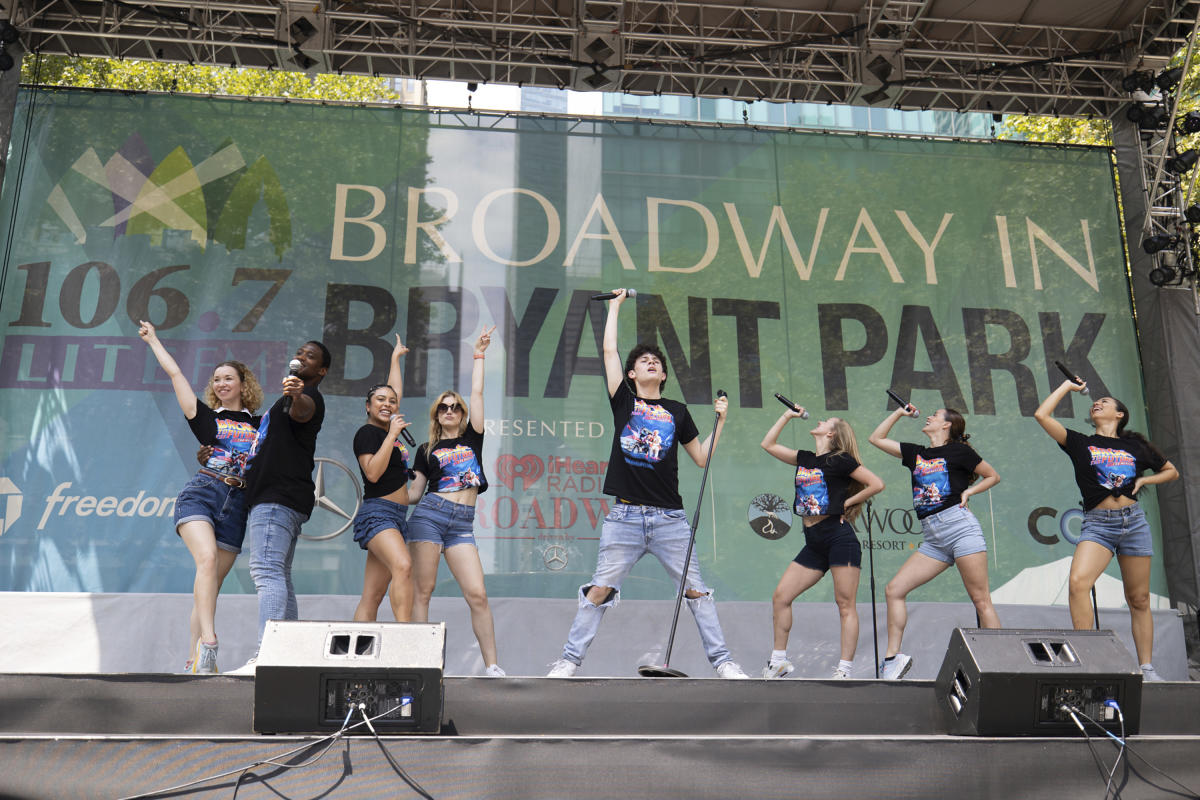 Broadway-in-Bryant-Park-Manhattan-NYC-Photo-Steve-Prue-3.jpg