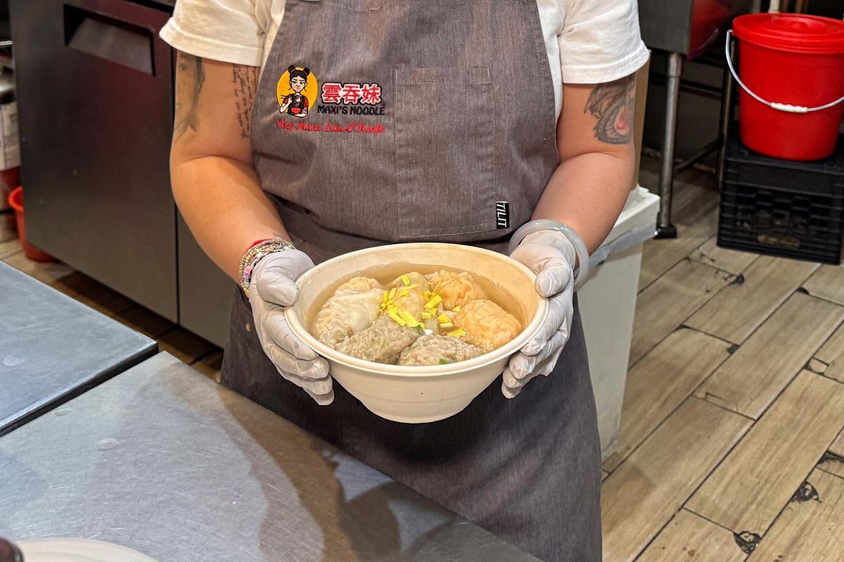 Maxi_s Noodle-Flushing-Queens-NYC-Justin Wu-IMG_3021-1.jpg