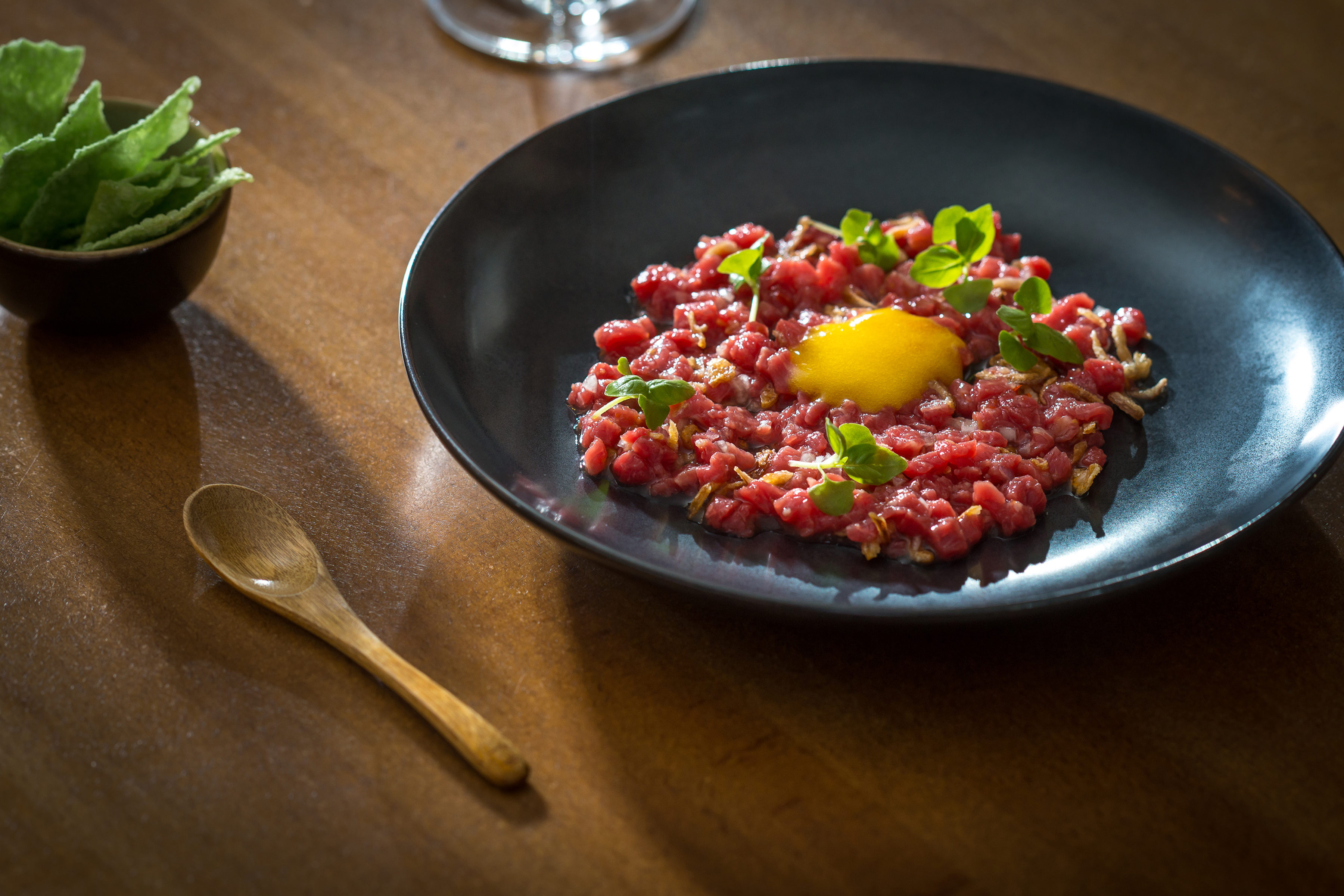 tuome-beef-tartare-noah-fecks