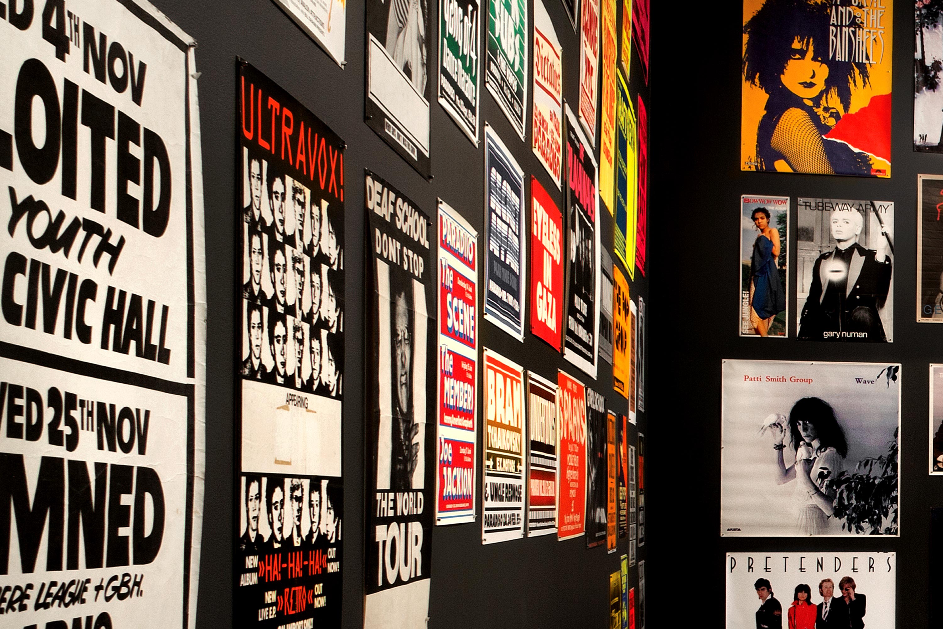 Too Fast to Live, Too Young to Die: Punk Graphics, 1976–1986