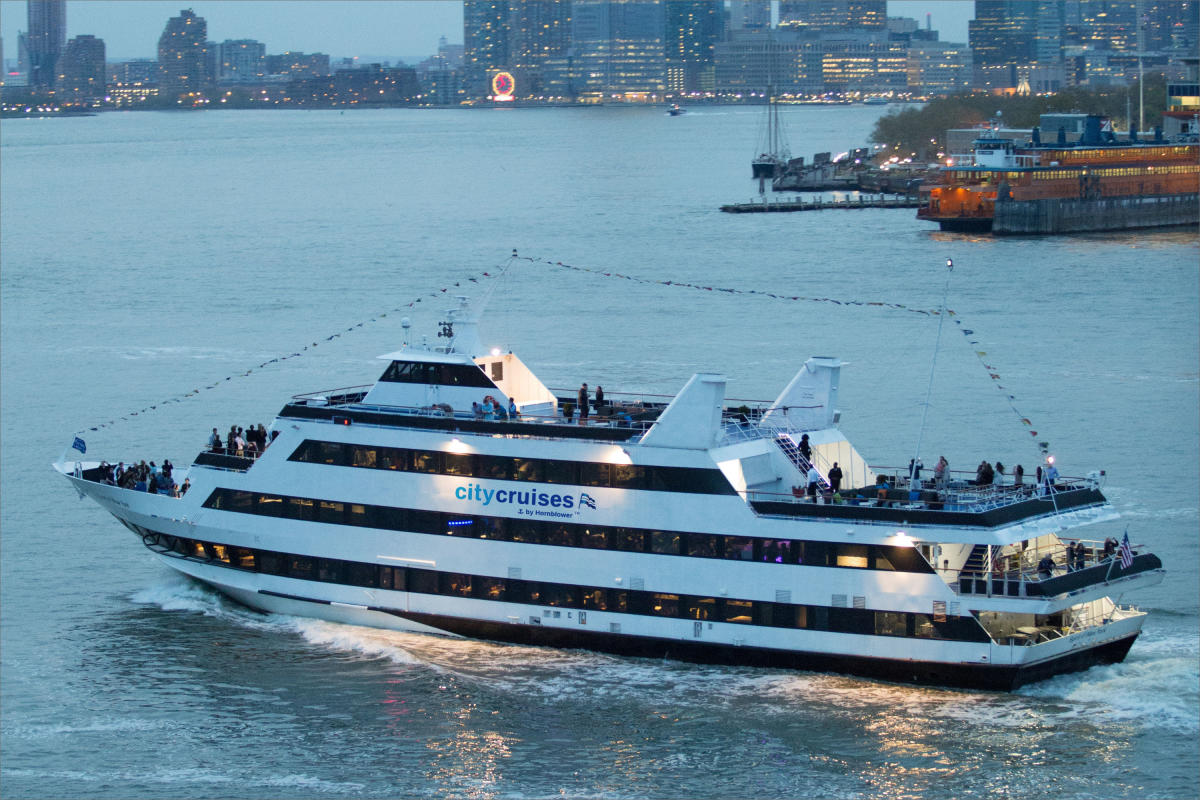 Thursday Night Live New York City Party Cruise in - New York, NY