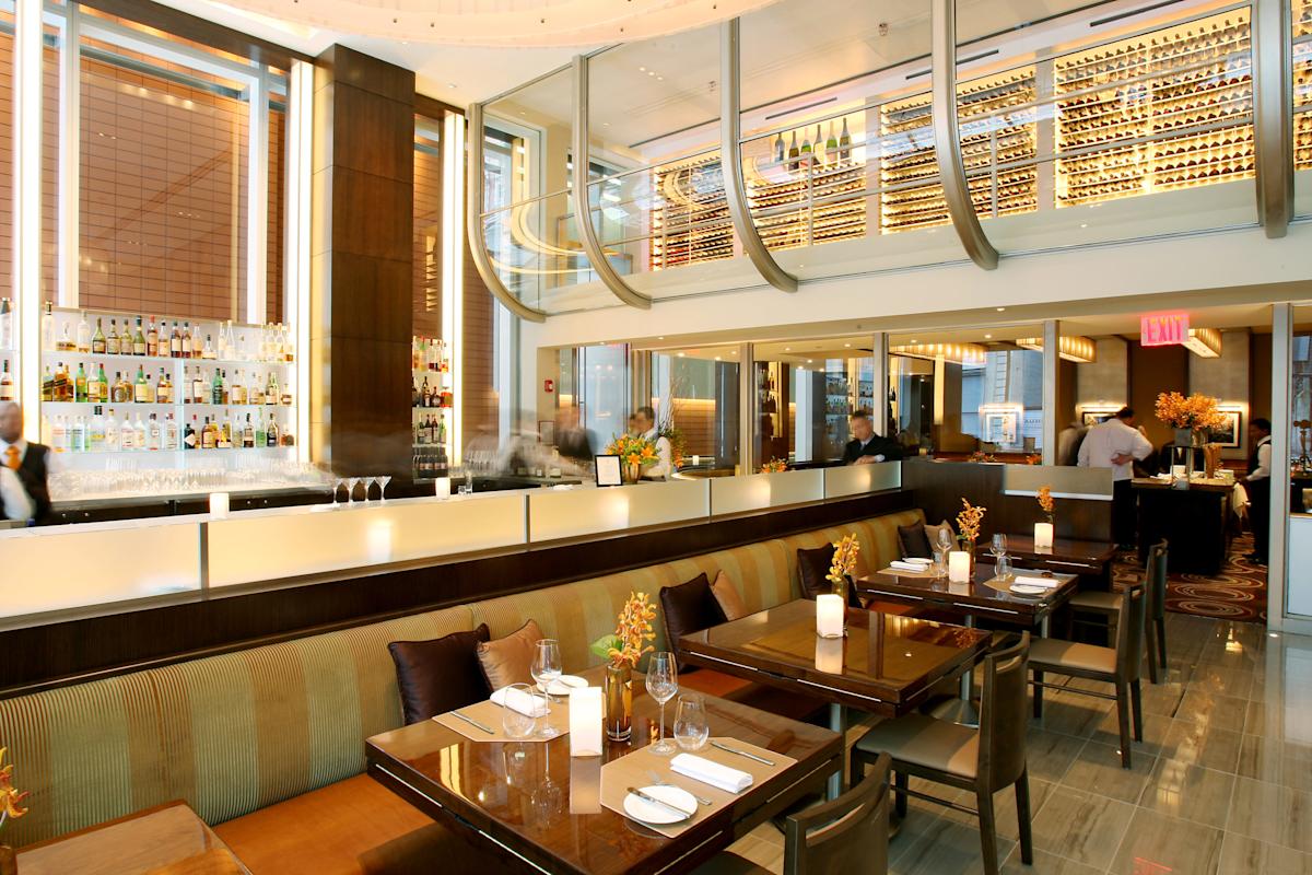 Aureole, bar room