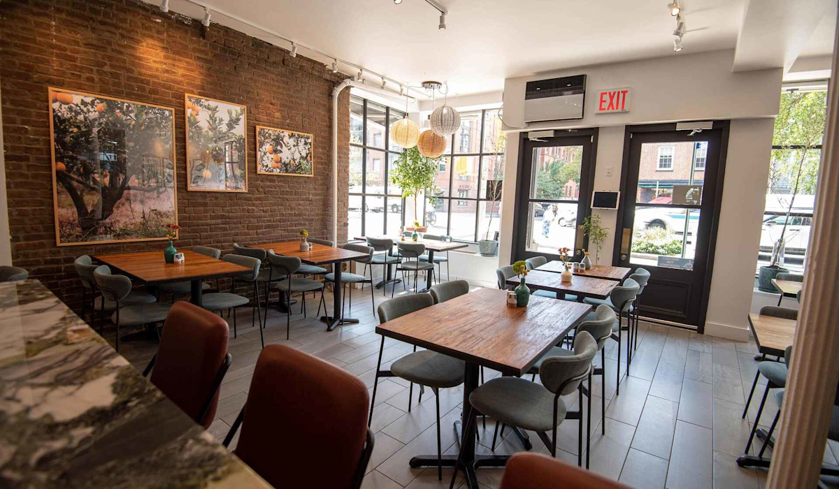 Dish or dining room at Qanoon