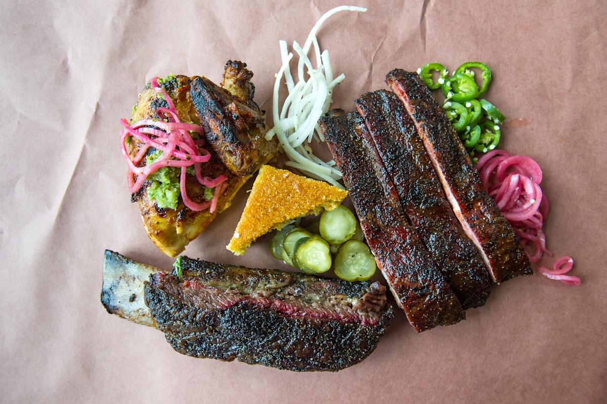 hometownbbq_redhook_brooklyn_nyc_kengoodman_hometownbbq-249-1