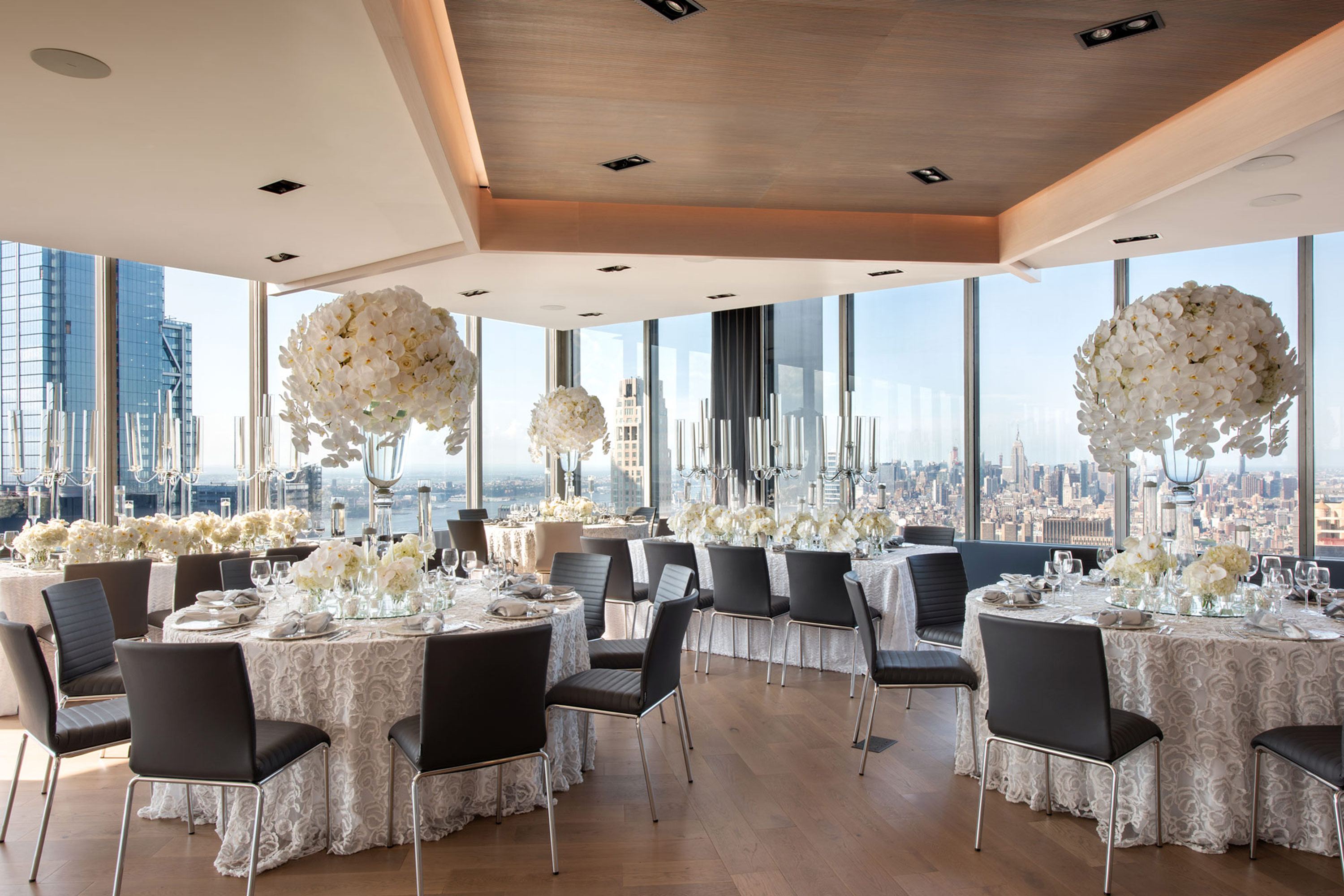 manhatta-lower-manhattan-nyc-bay-room_banquet_day_credit-emily-andrews_1