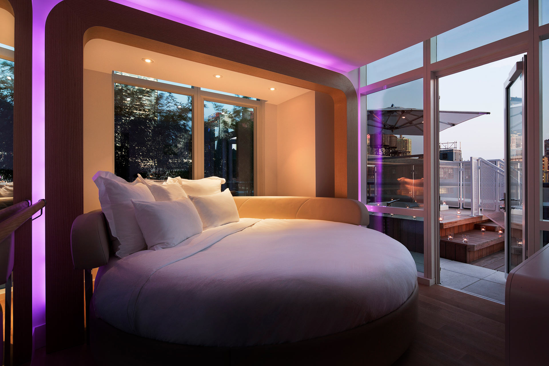 Cabins-VIP-Yotel-New-York-Times-Square-Manhattan-NYC-Courtesy-5.jpg