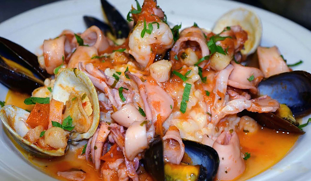 Dish or dining room at Gargiulo's