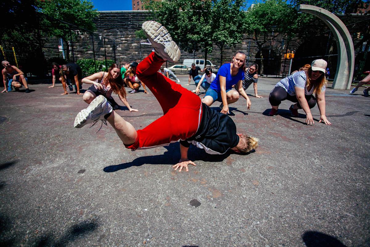 dancers-park-hush-hip-hop-tours-midtown-west-manhattan-nyc-hushinc-845e338