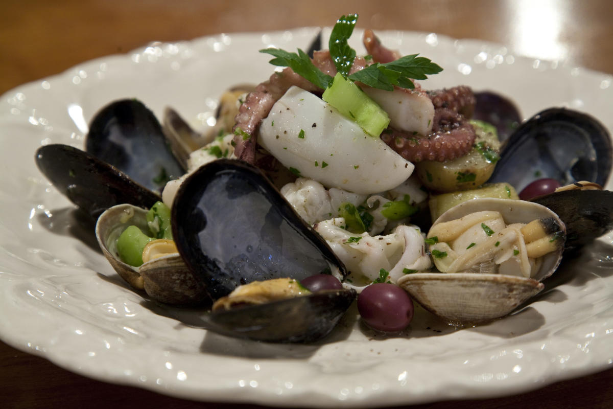 peasant_16_insalata_di_mare_seafood_salad_clams_seppie_mussels_octopus_celery_fingerling_potatoes