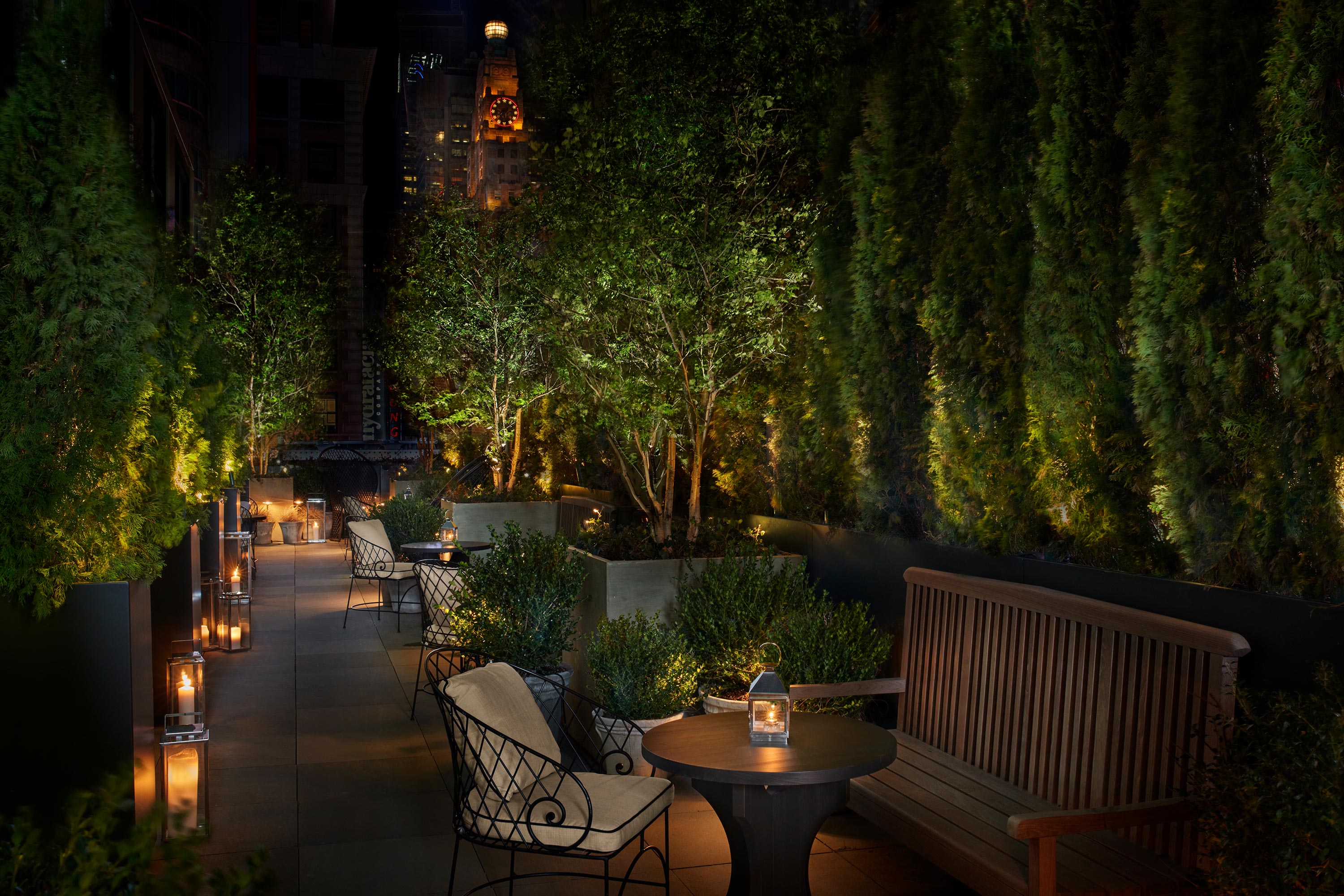 times-square-edition-manhattan-nyc-nikolas-koenig-edition_timessquare_outdoorgardens_terrace