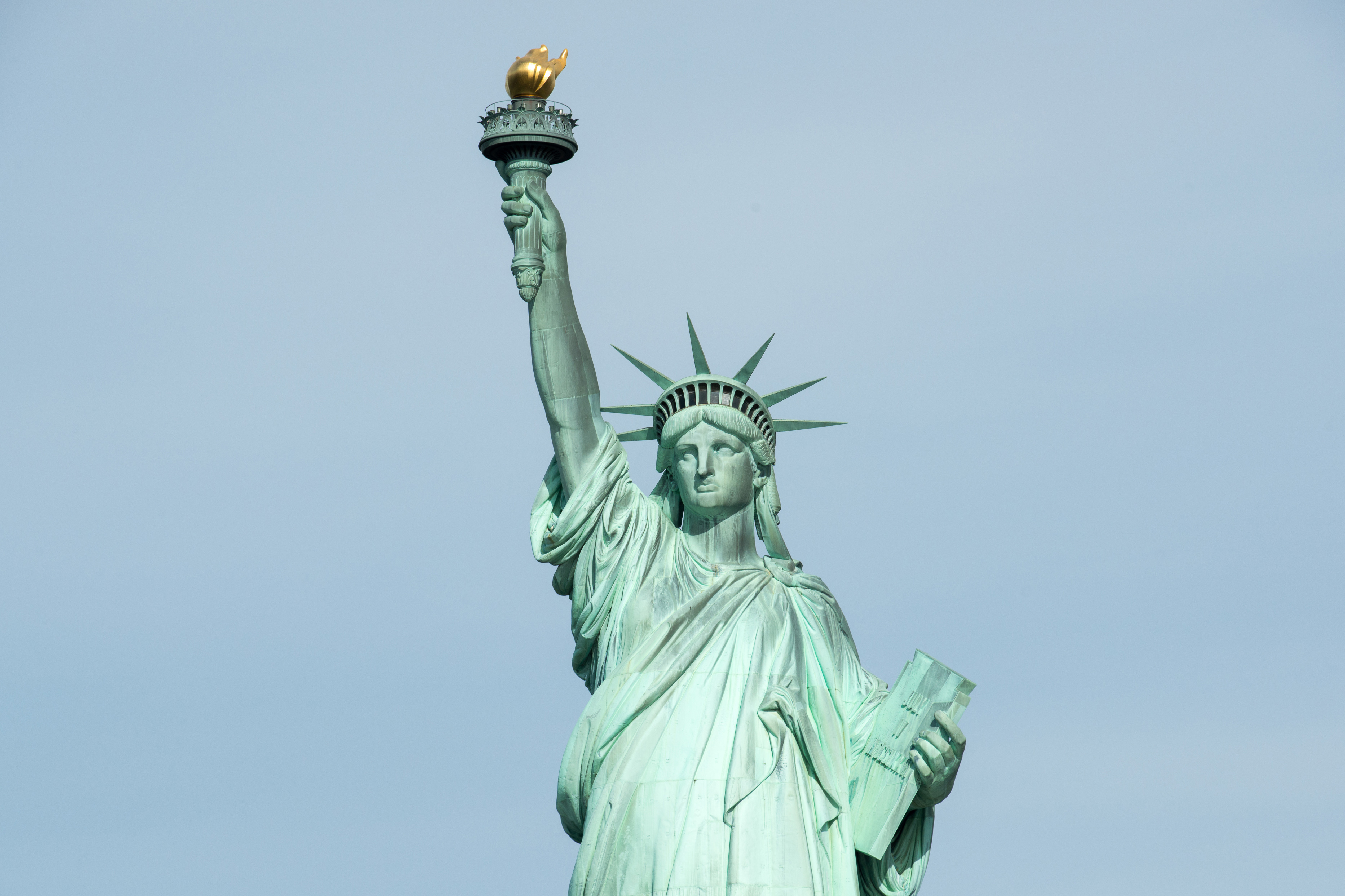 statue-of-liberty-photo-julienne-schaer-nyc-and-company-003-3