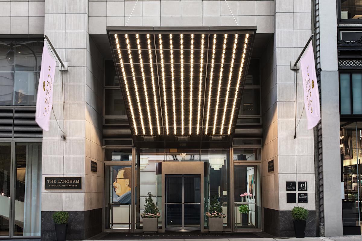 langhamfifthave_midtownwest_manhattan_nyc_tlnyc_exterior_porte-cochere