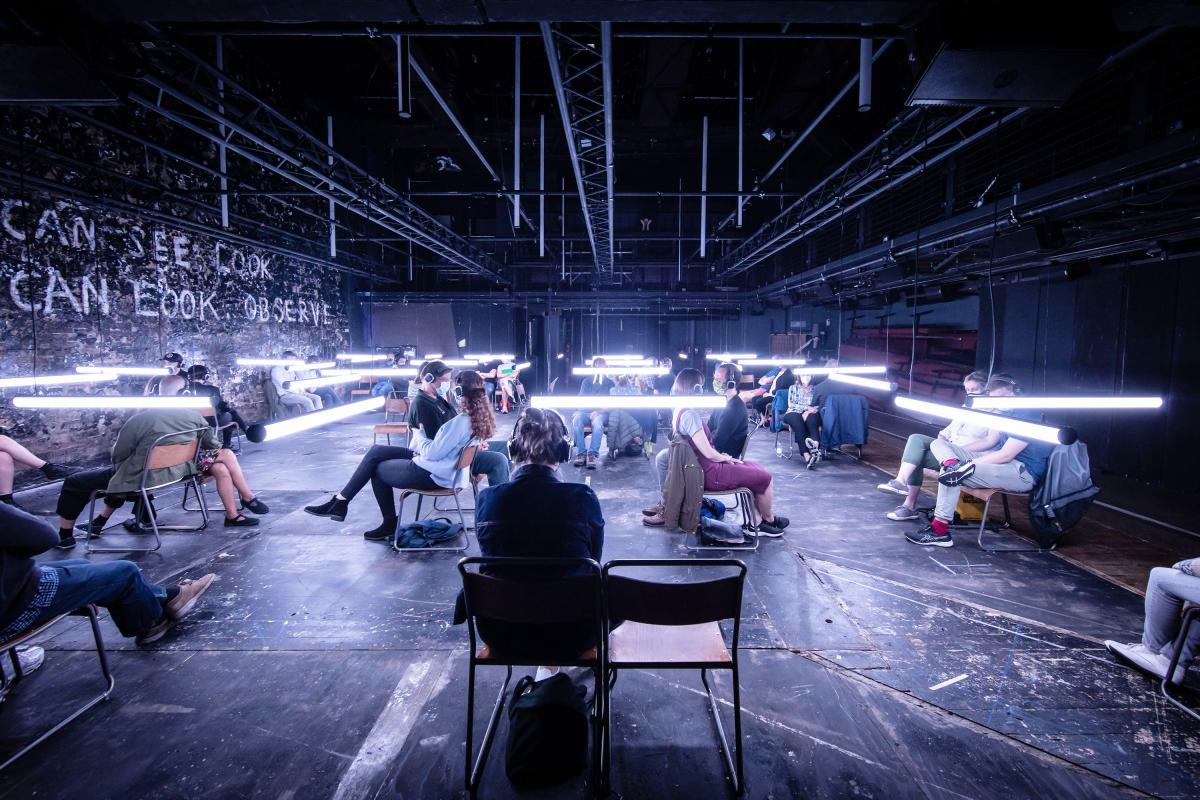 blindness_at_the_donmar_warehouse_74_photo_helen_maybanks