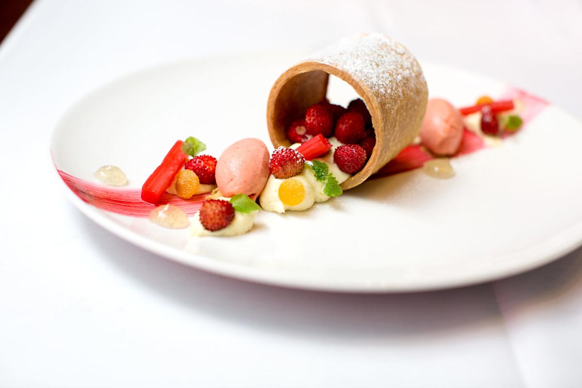 Aureole, Wild-strawberry-mille-feuille