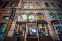 Exterior of Tarallucci e Vino in Union Square at night