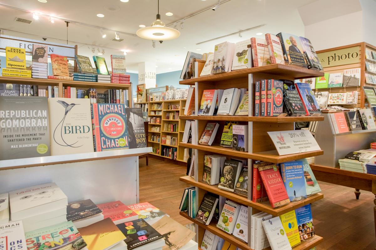 mcnally jackson, interior 