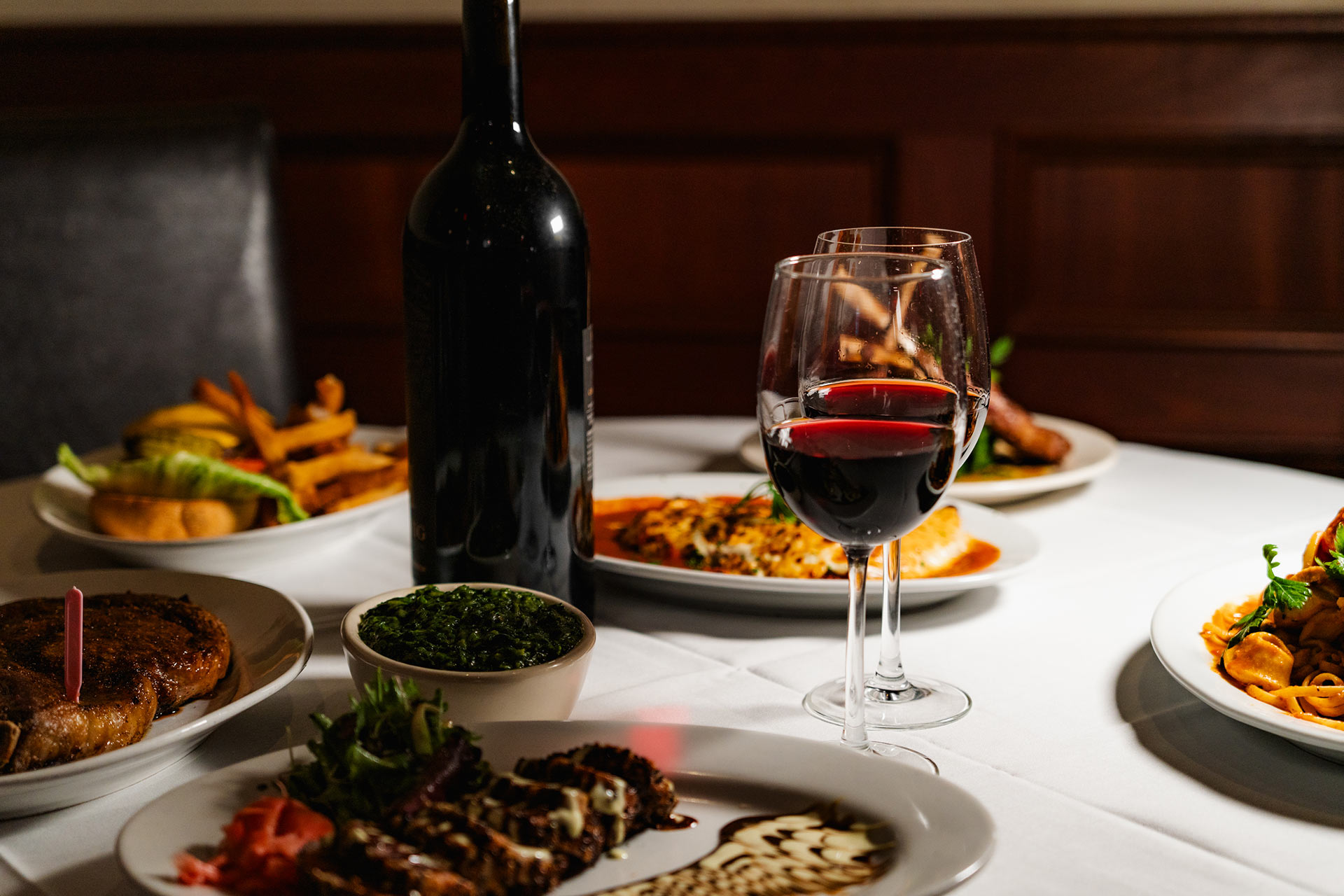 Ben-Jacks-Steakhouse-44th-Street-NYC-Photo-Courtesy-5.jpg