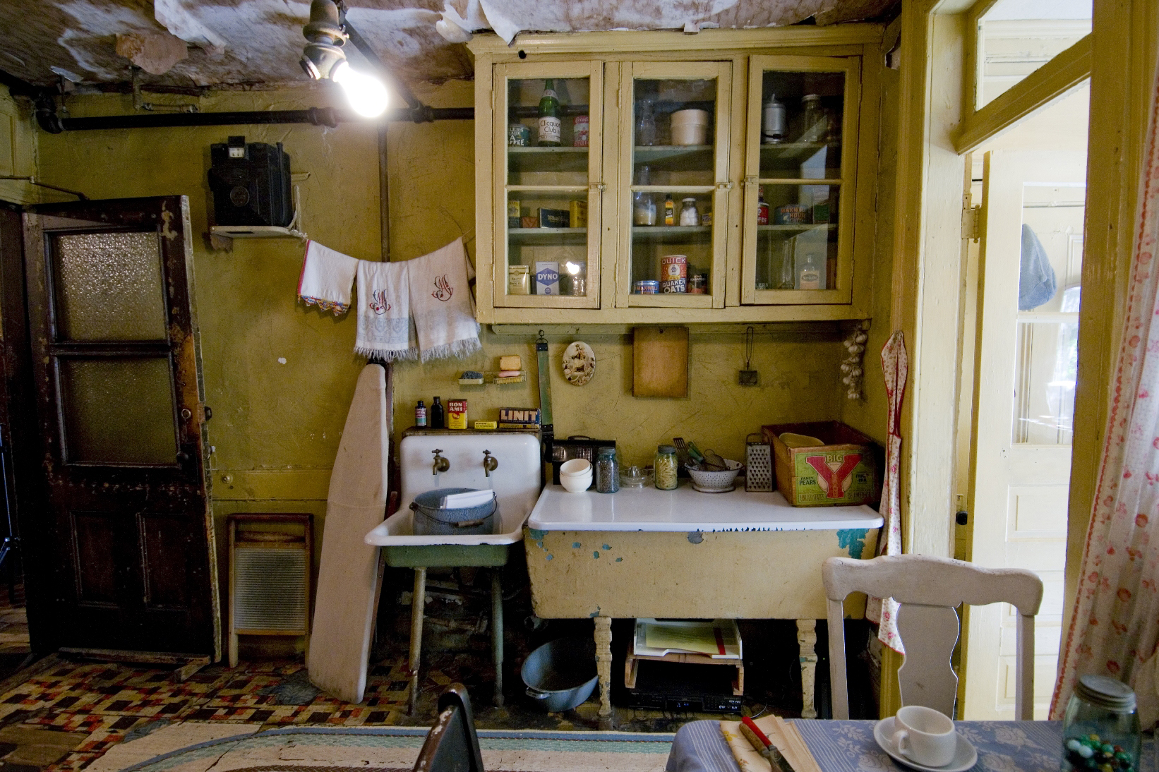 tenement_museum_interior2