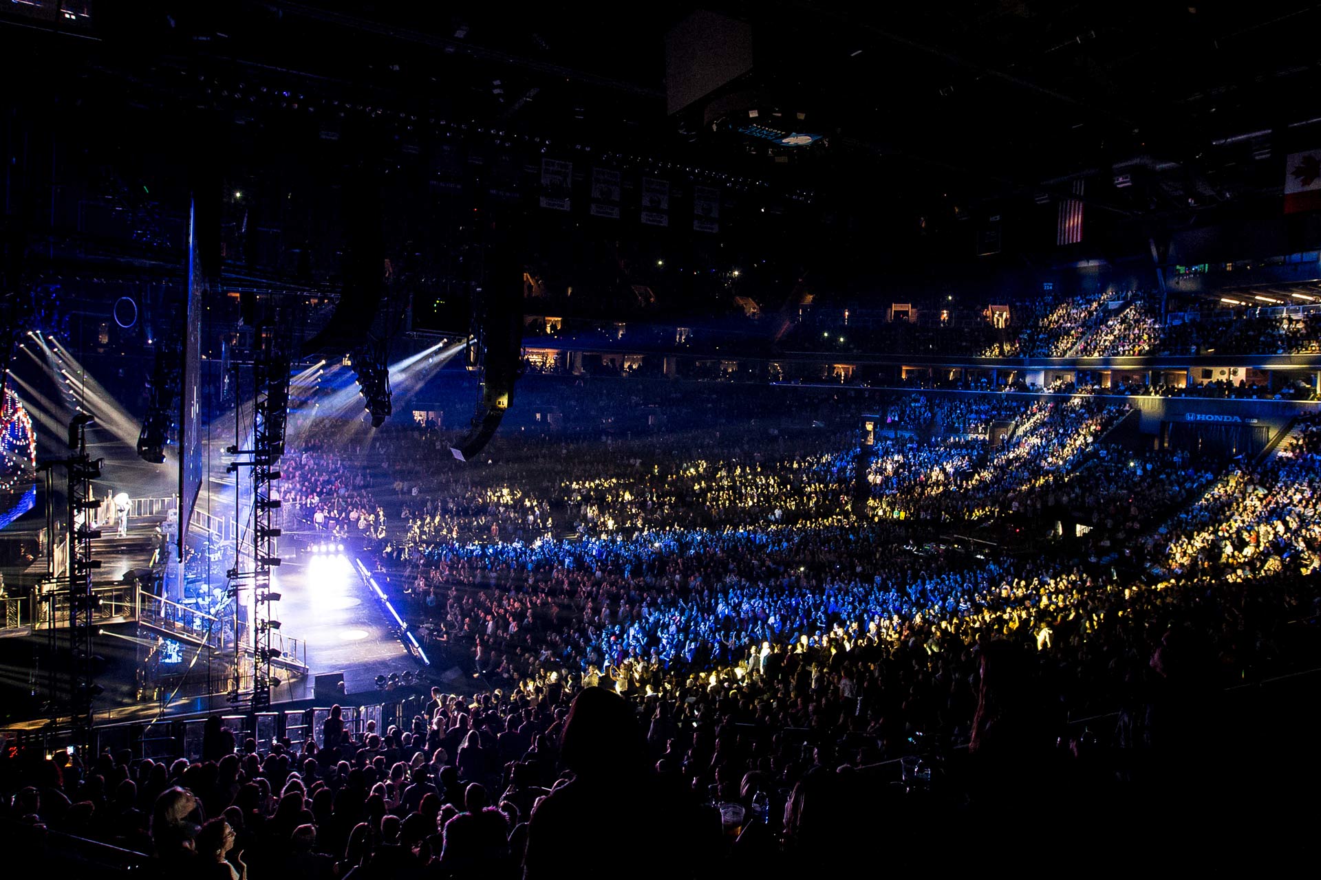 Barclays-Center-Brooklyn-NYC-Courtesy-01.jpg