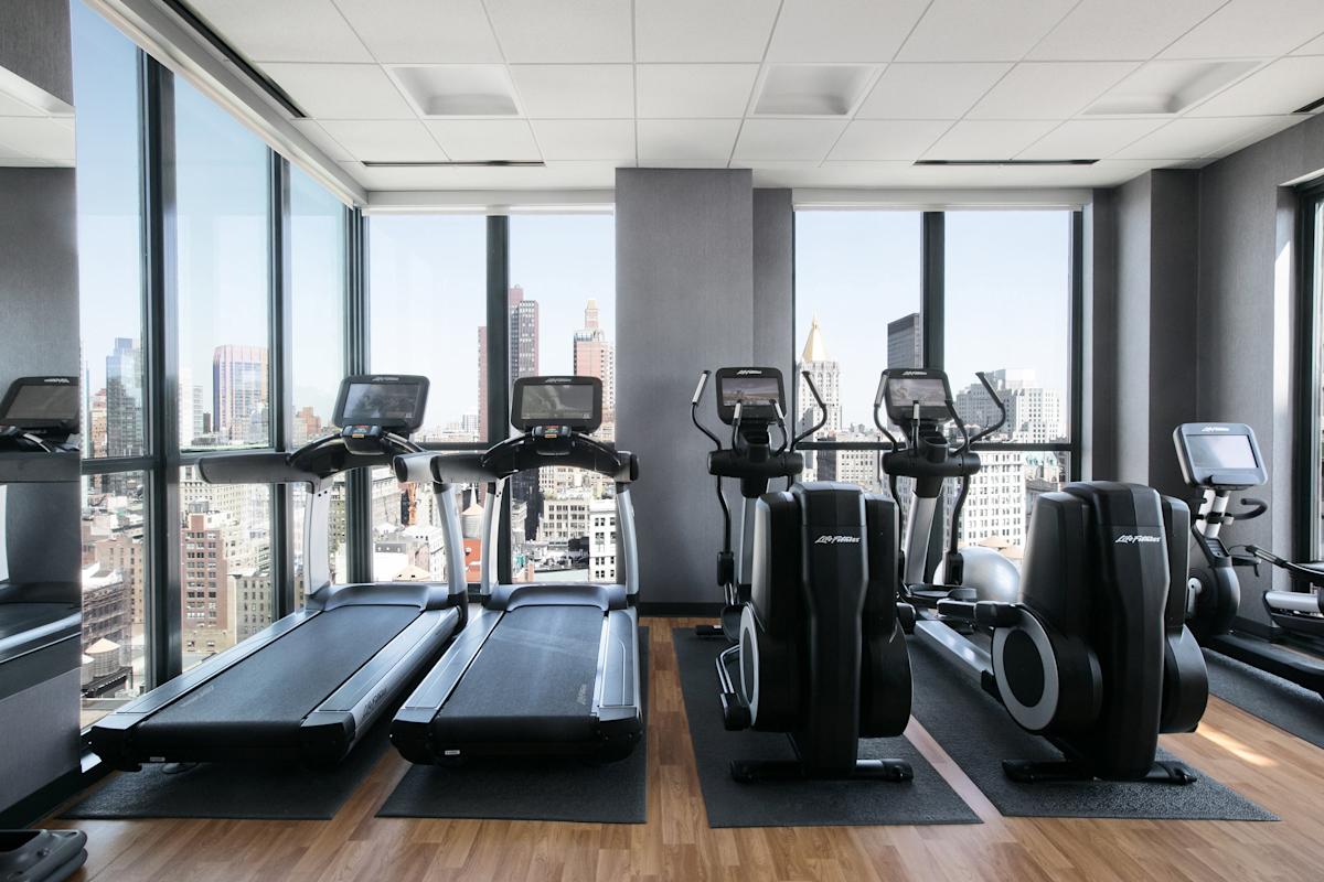 hyatt-house-chelsea-manhattan-nyc-judy-pak-nycxc_p014_gym_equipment-(1)