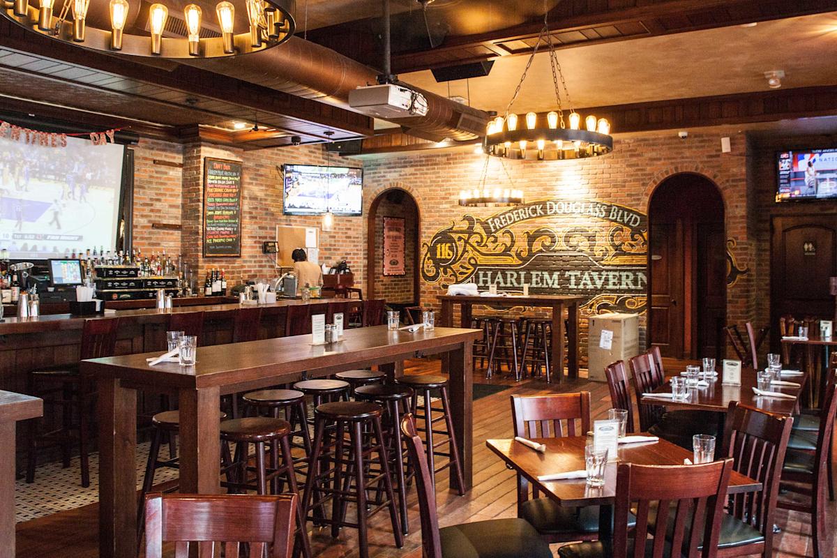 Harem Tavern, interior