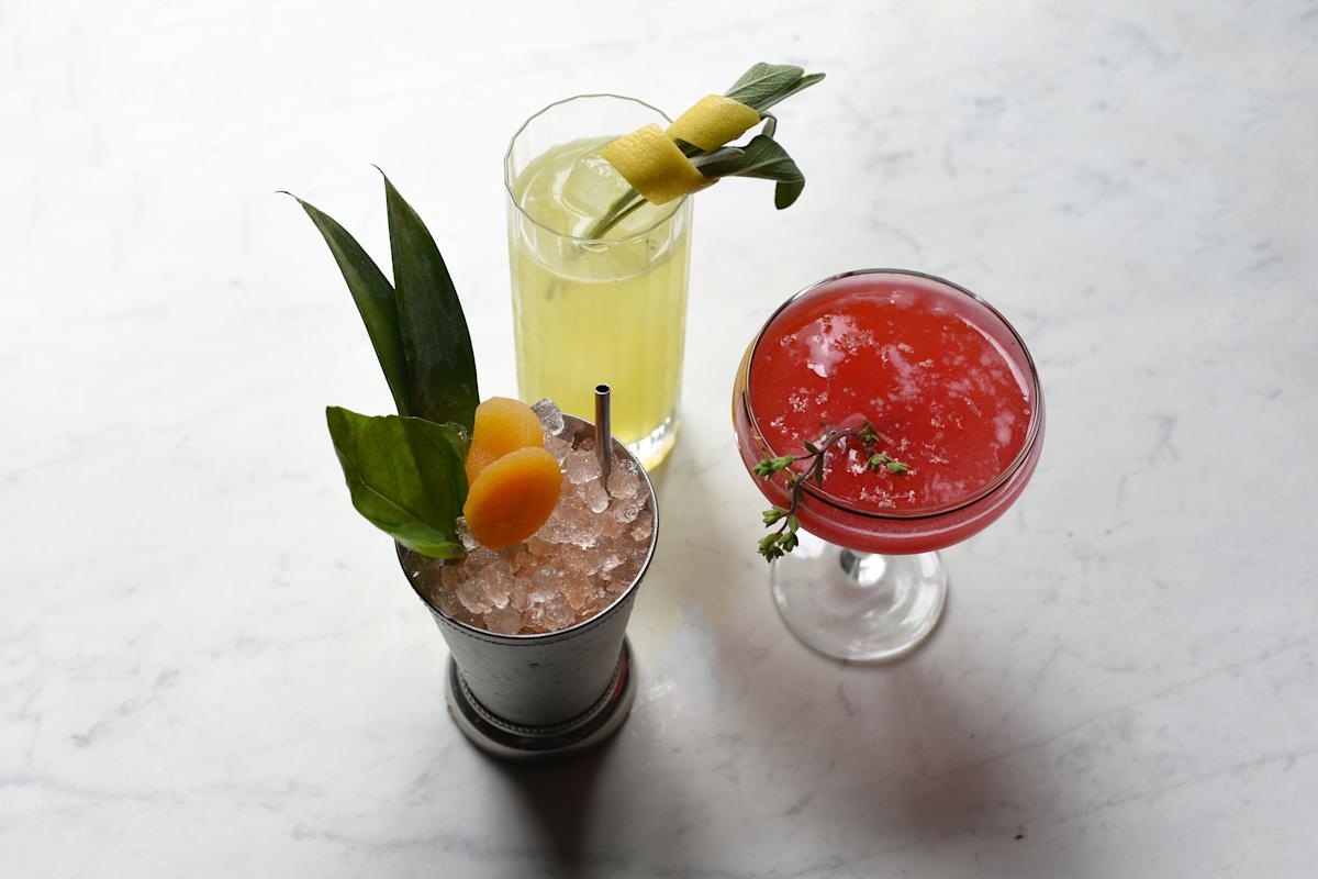 2nd floor at 2nd avenue deli