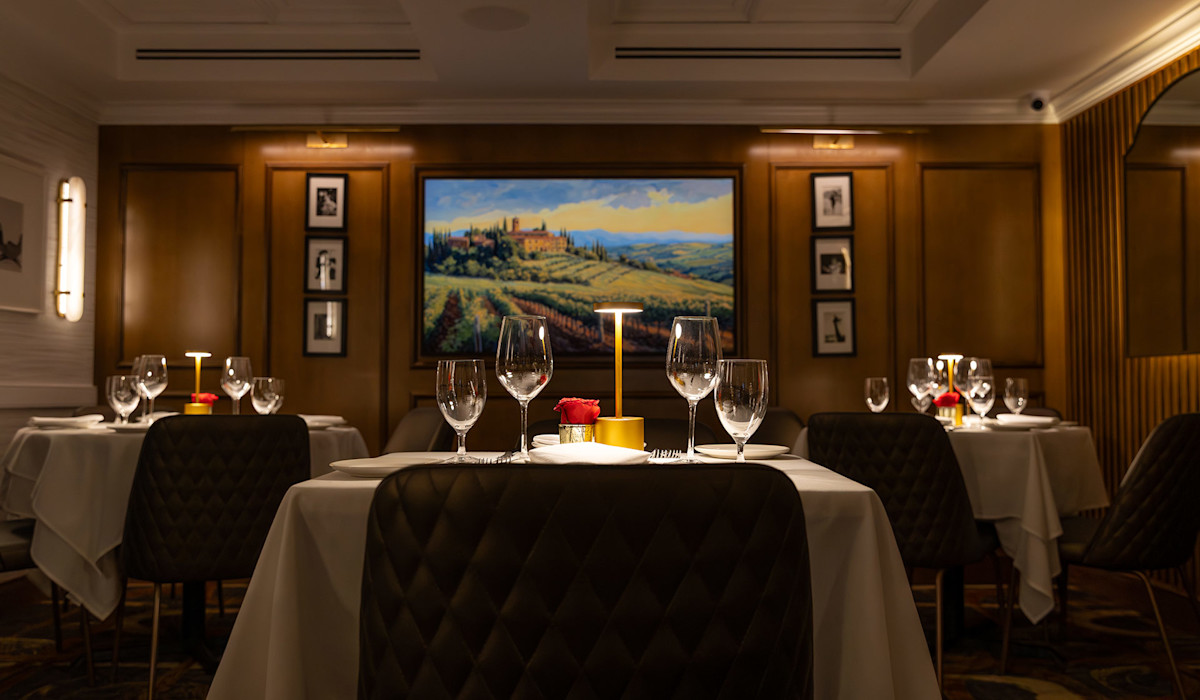 Dish or dining room at Il Mulino New York | Madison