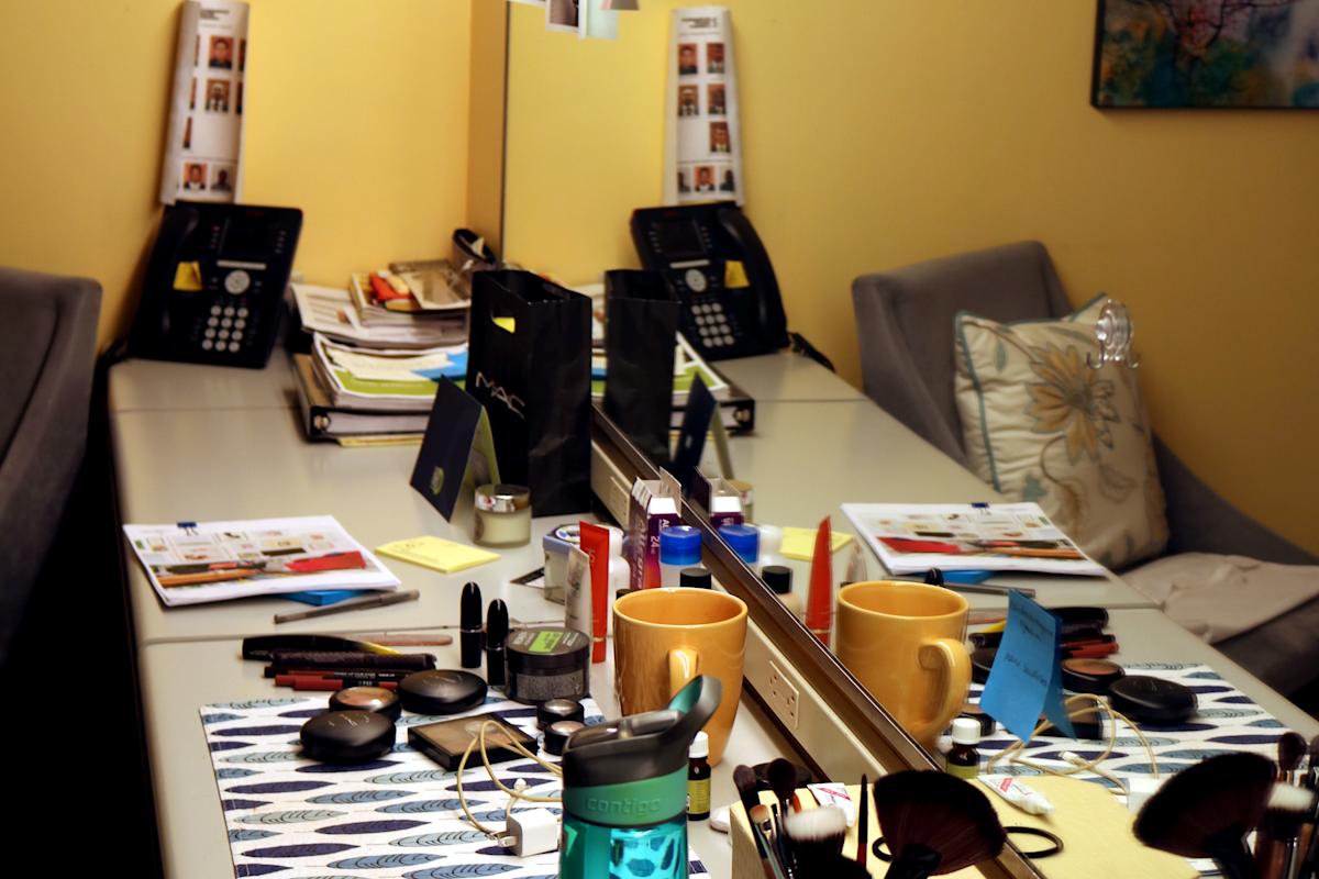 broadway-plus-dressing-room-photo-nathaniel-hill