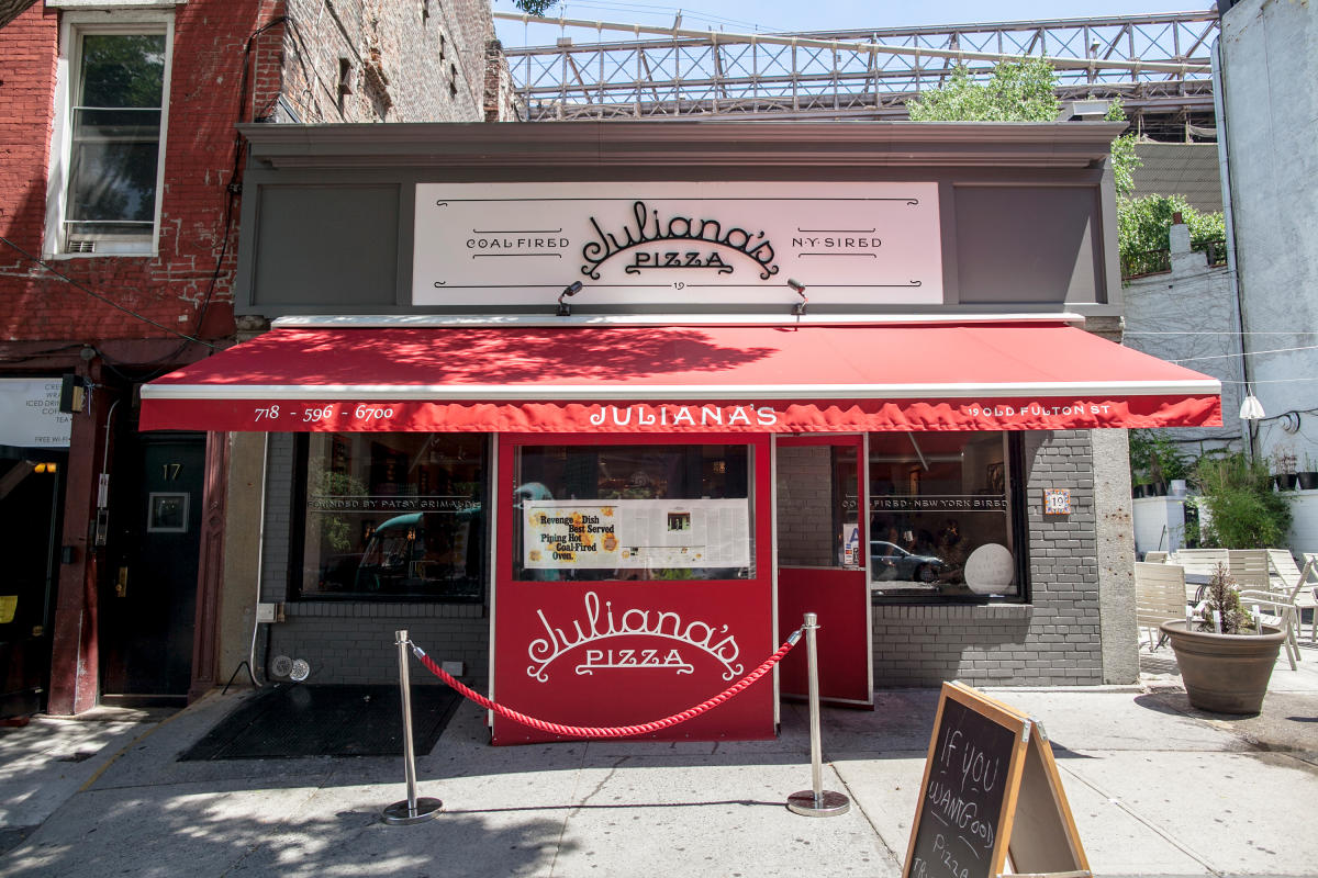 julianaspizza-dumbo-brooklyn-nyc-joebuglewicz-julianaspizza_buglewicz_043