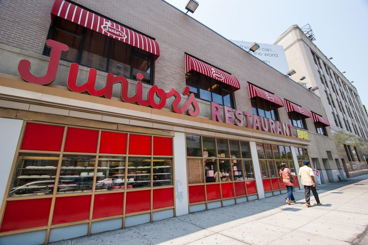 Junior's Restaurant & Bakery, Brooklyn, Restaurants