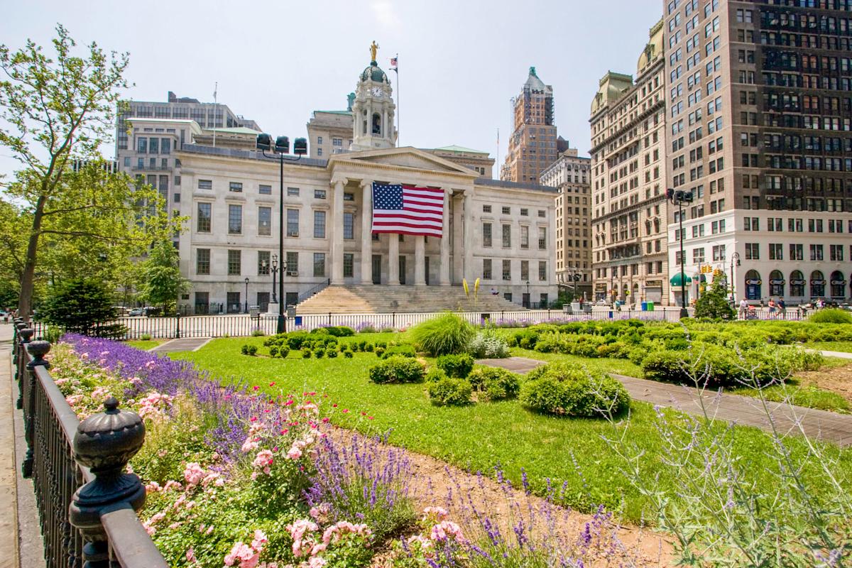 Brooklyn Borough Hall Brooklyn Attractions NYC Tourism