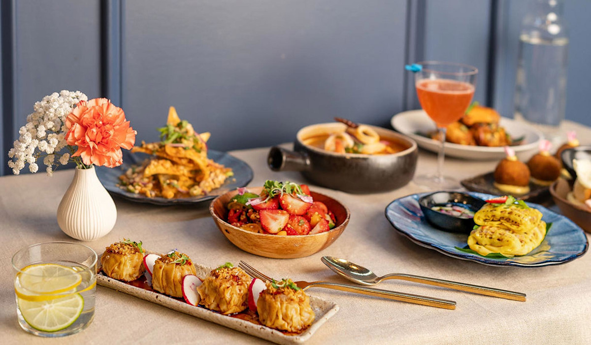Dish or dining room at Rynn Thai Restaurant & Bar