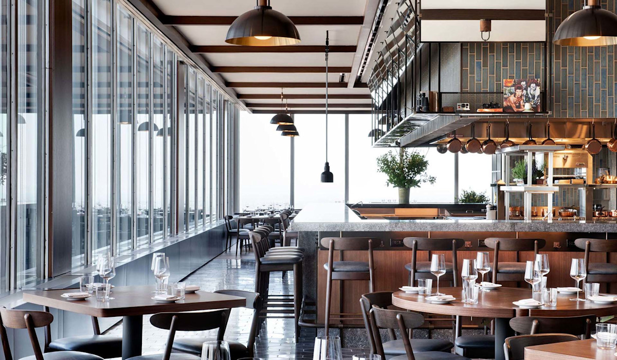 Dish or dining room at Manhatta