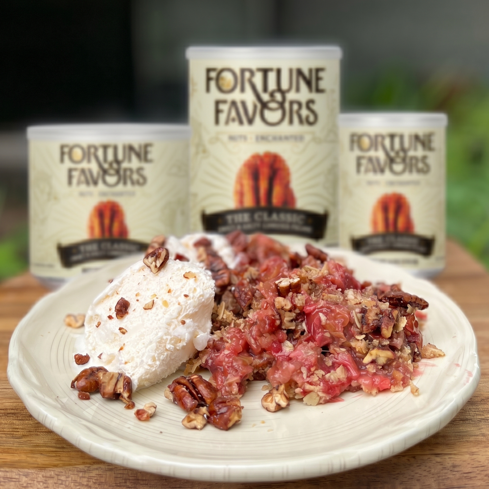 Recipe: Rhubarb & Sweet Pecan Crisp