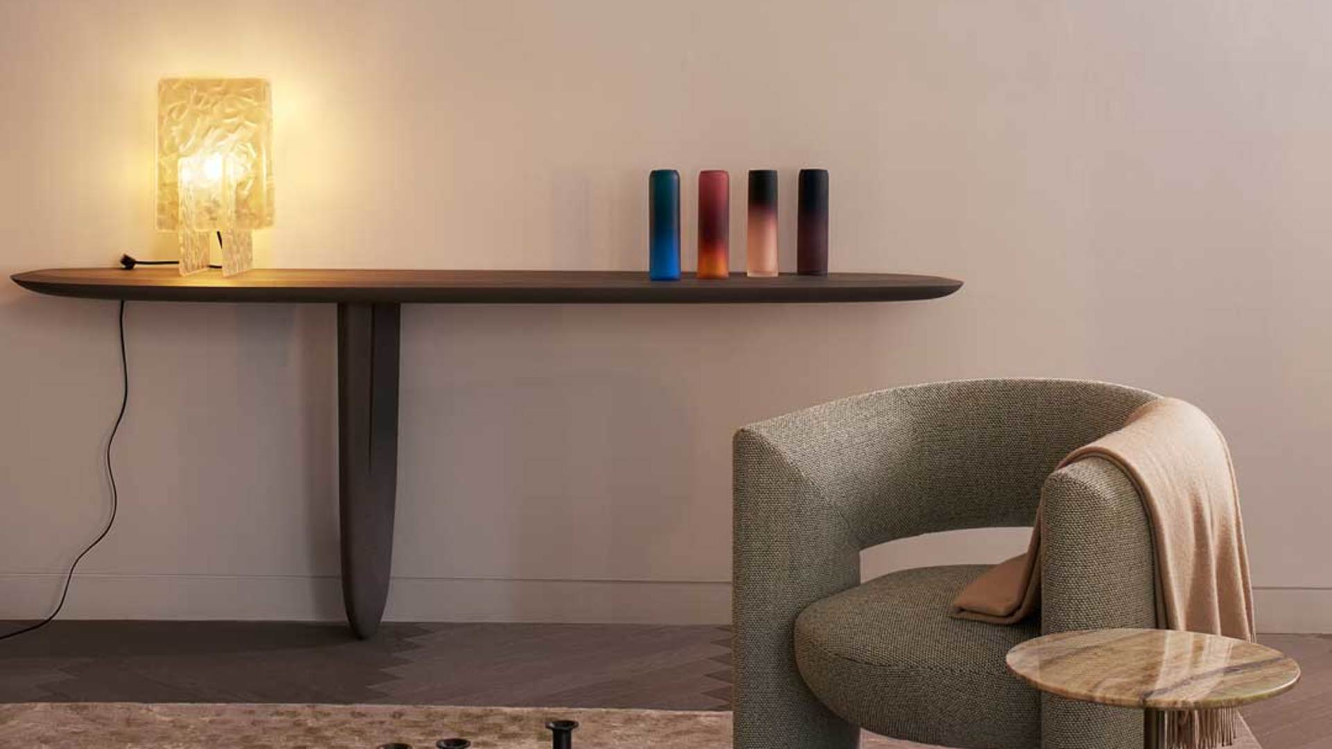 Linetta, Test Vases, Lina Applique