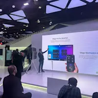 Mago's CEO presenting the Mago's integration on Huawei devices