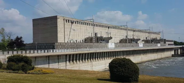 Centrale Hydroélectrique - Compagnie Nationale du Rhône