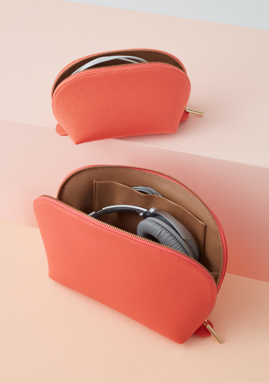 cuyana leather travel case