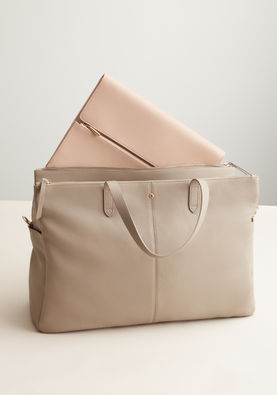 cuyana leather weekender