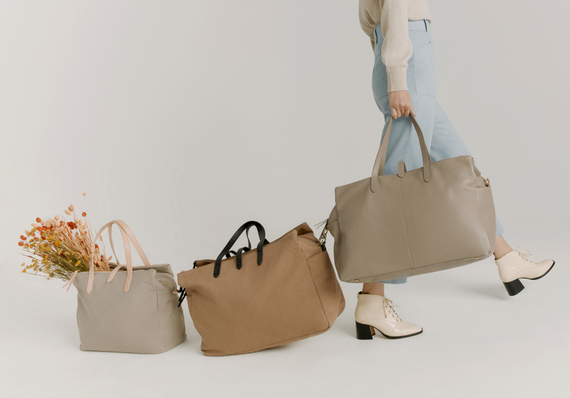 cuyana classic overnight bag