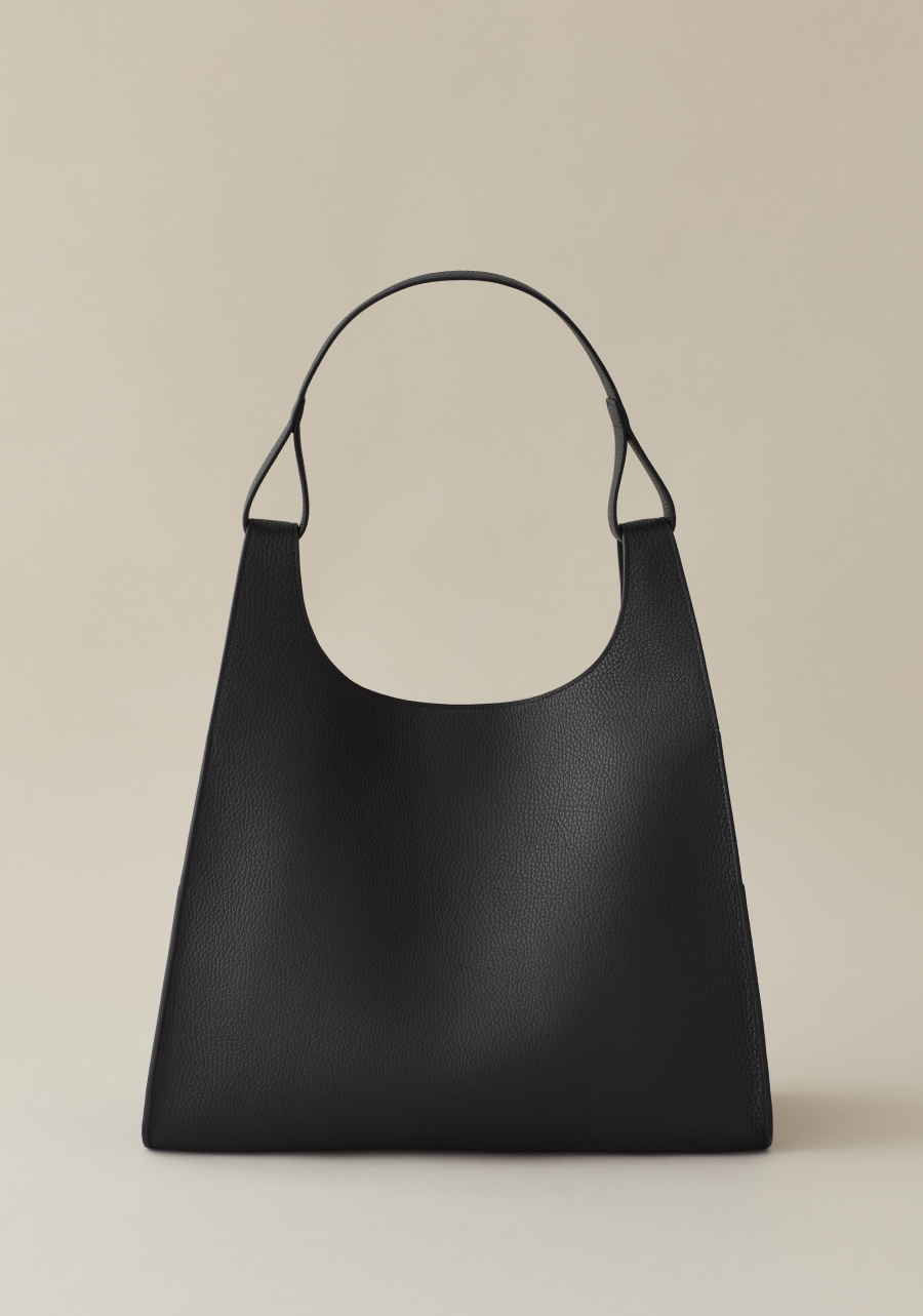 cuyana large hobo