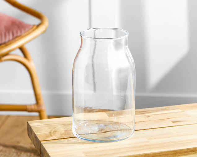 A clear glass vase