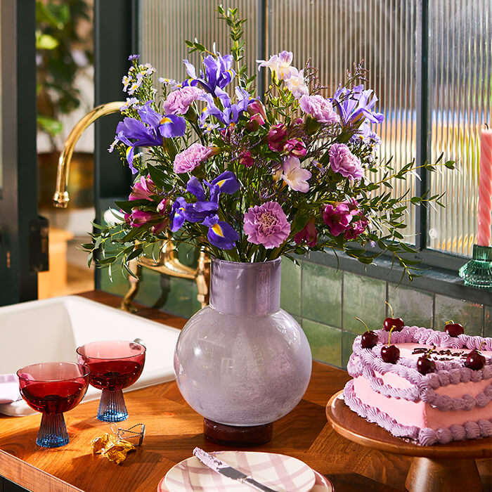 Bloom & Wild bouquet and prestat chocolates