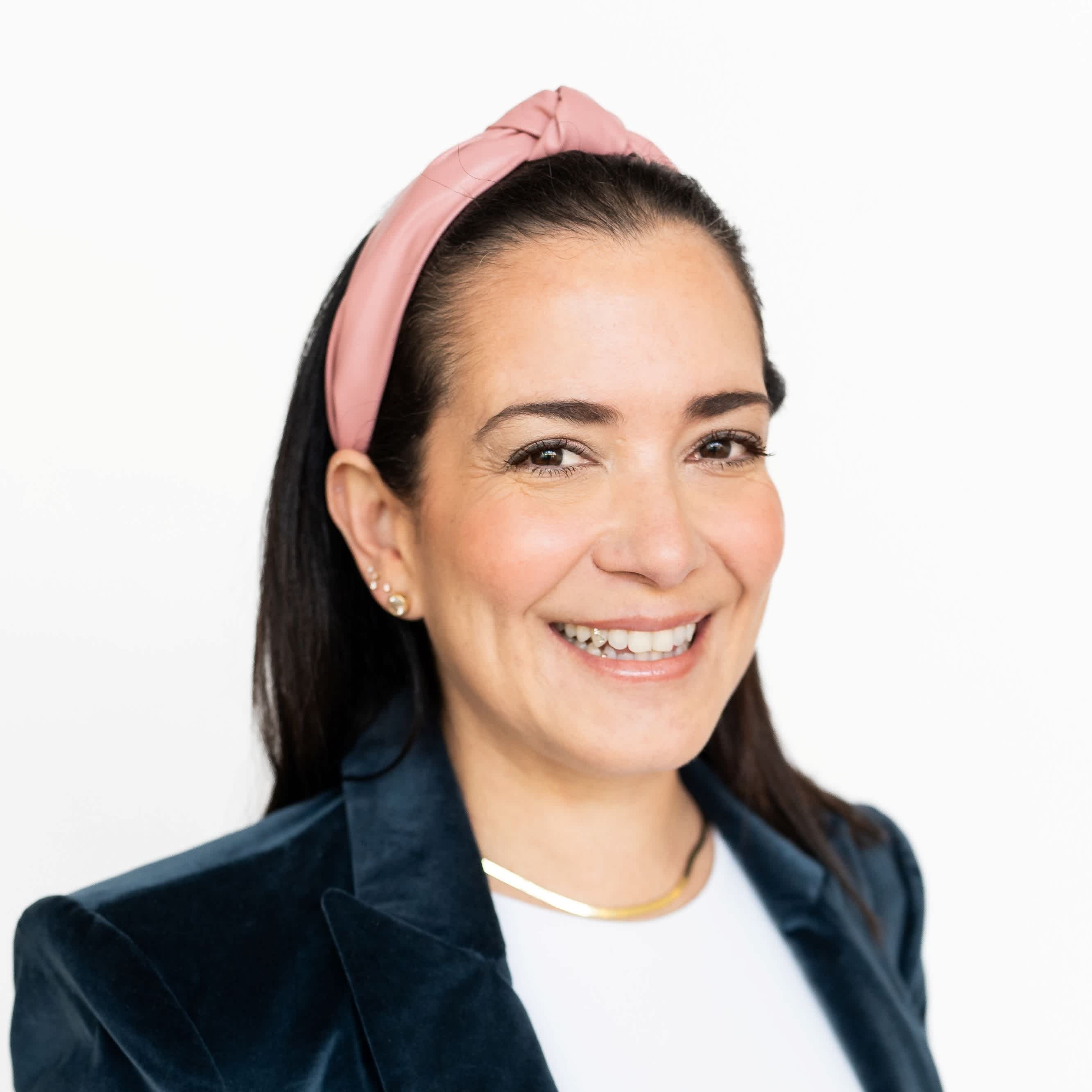 Fernandez Jannie Headshots-3